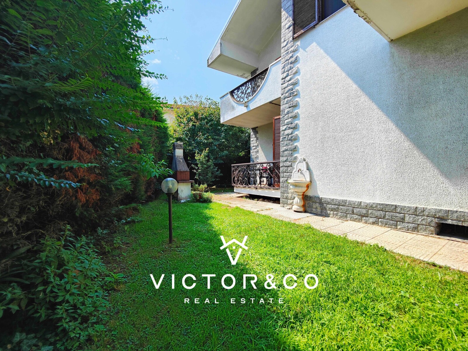 Villa a Novara Novara — foto 1